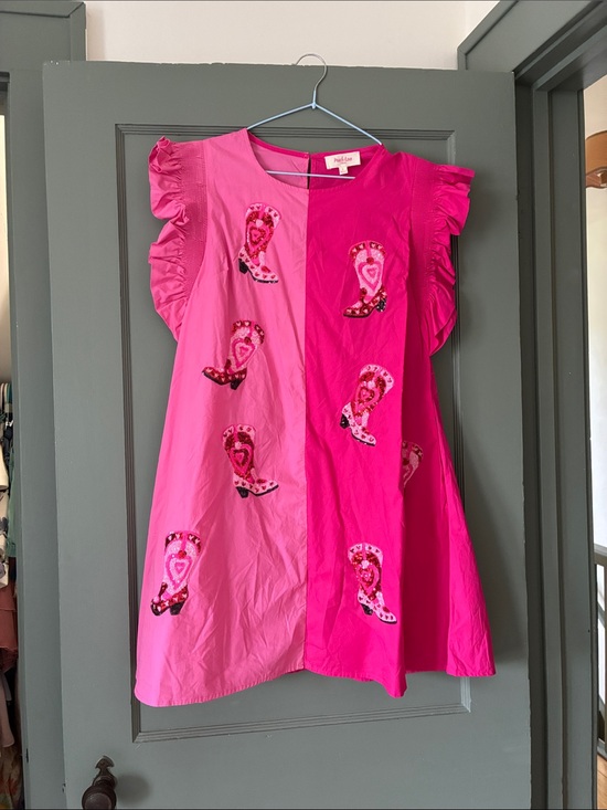 Peach Love California Dresses & Skirts - Peach Love California Pink Two-Tone Ruffle Sleeve Dress with Embroidered Boots